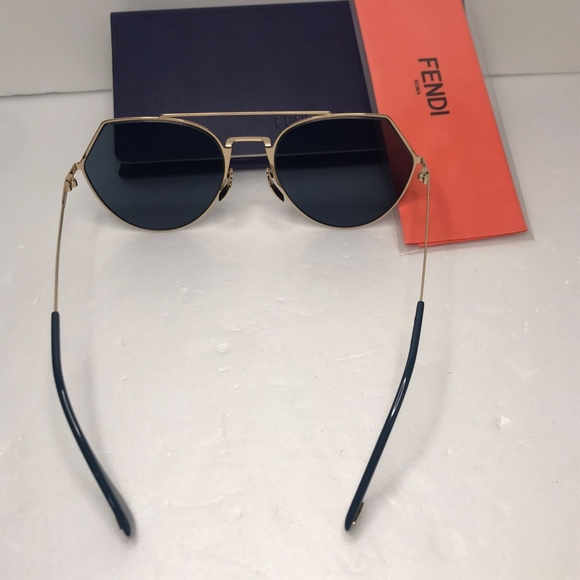 - 💯 Original - Fendi Black with Rose Gold Metal Frame - Picture 11 of 17